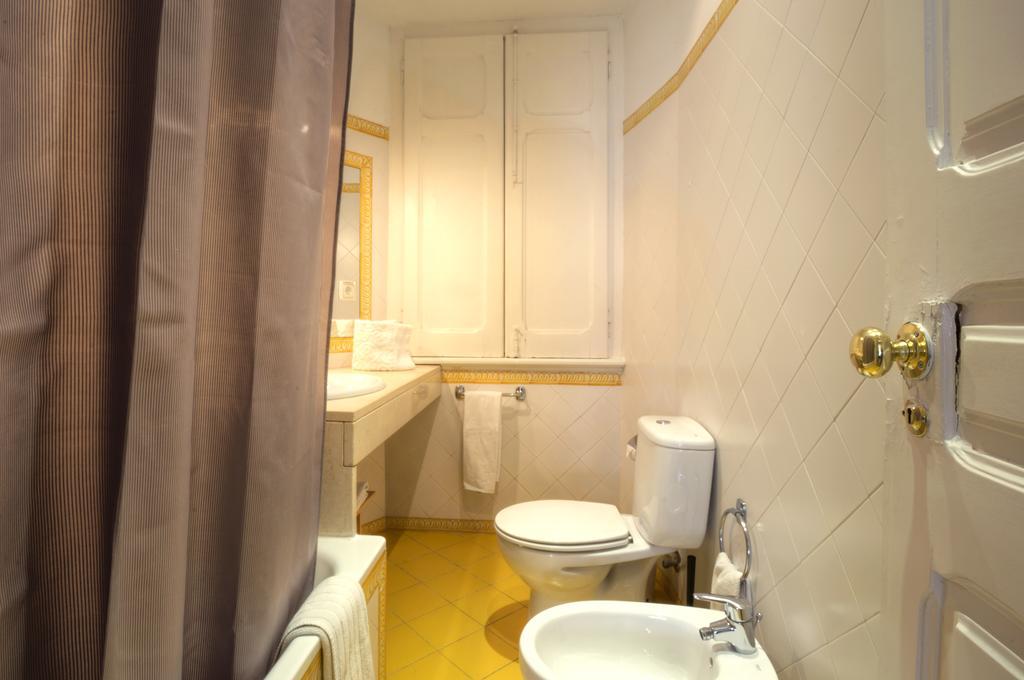 Angola - 8bedrooms Lisbon